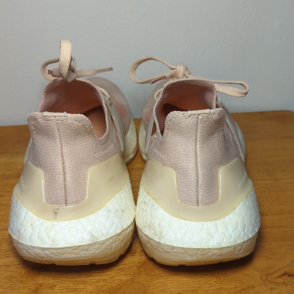 Adidas Women's Ultraboost 21 Running Shoes Blush Pink White Women's Size 8.5 - Picture 6 of 7